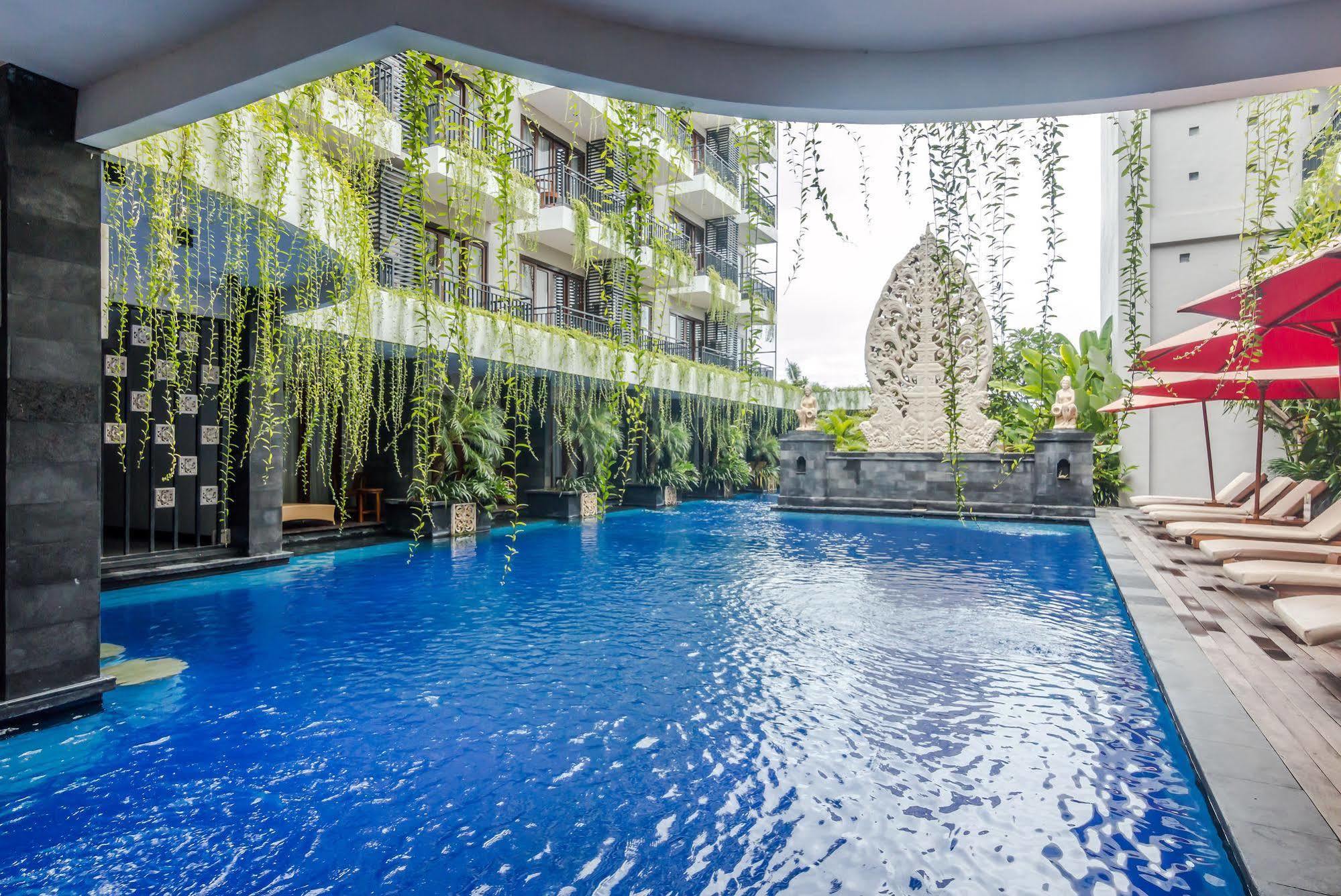 Zen Rooms Seminyak Pangkung Sari Екстер'єр фото